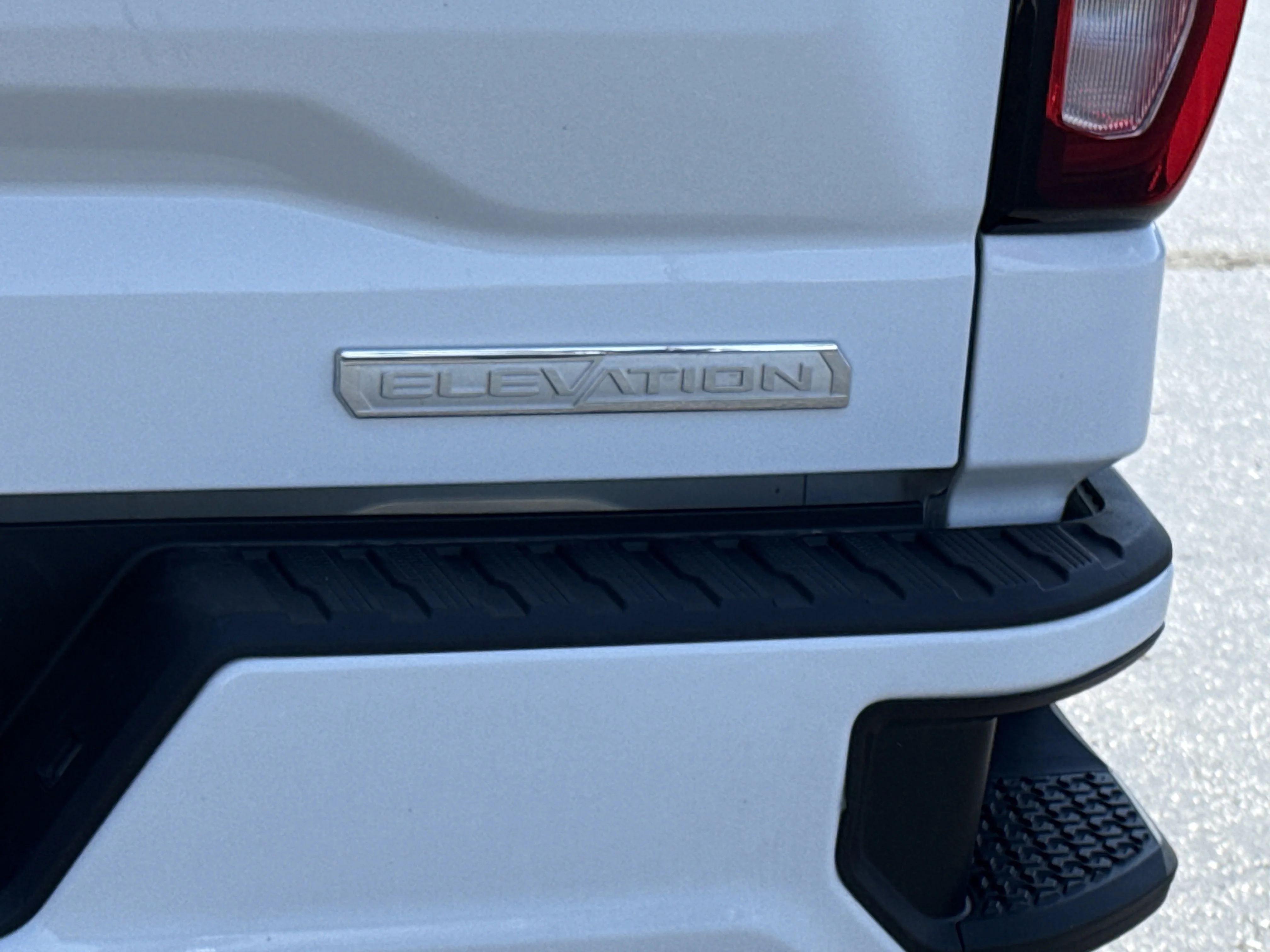 2023 GMC Sierra 1500 Elevation - Photo 9