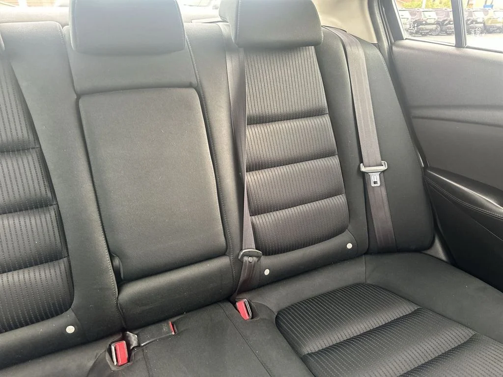Used 2017 Silver Mazda Sport image 14