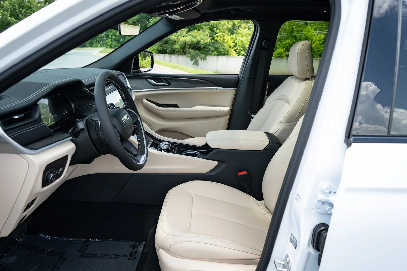 New 2026 White Jeep Limited image 14