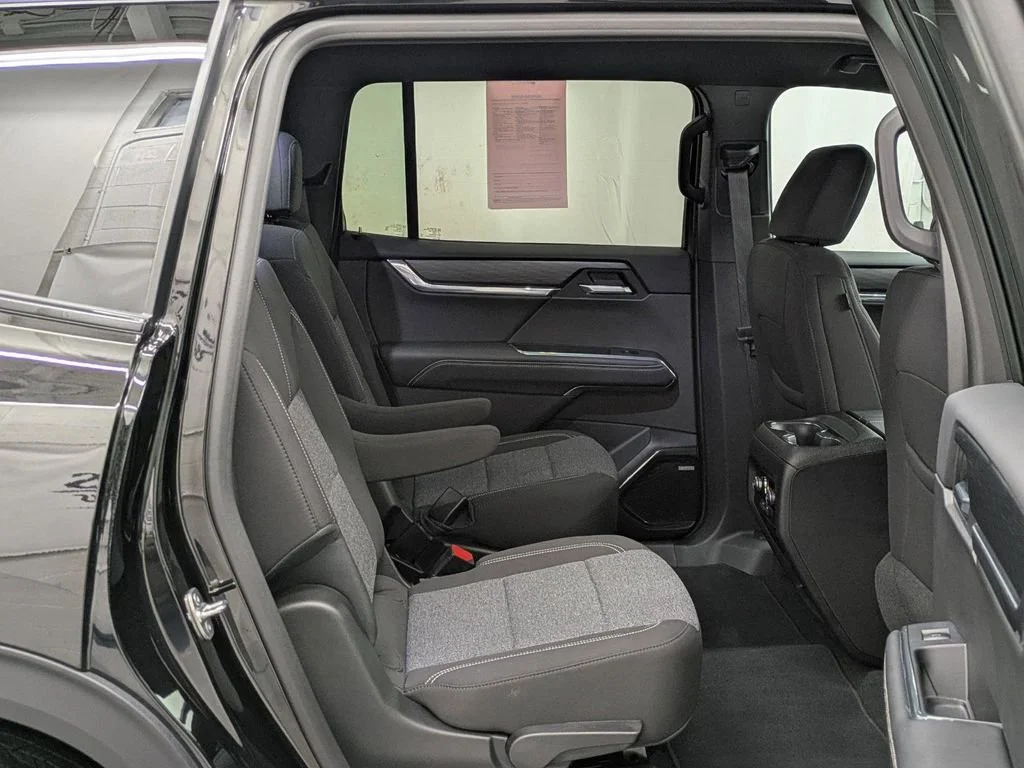 2026 GMC Acadia Elevation - Photo 21