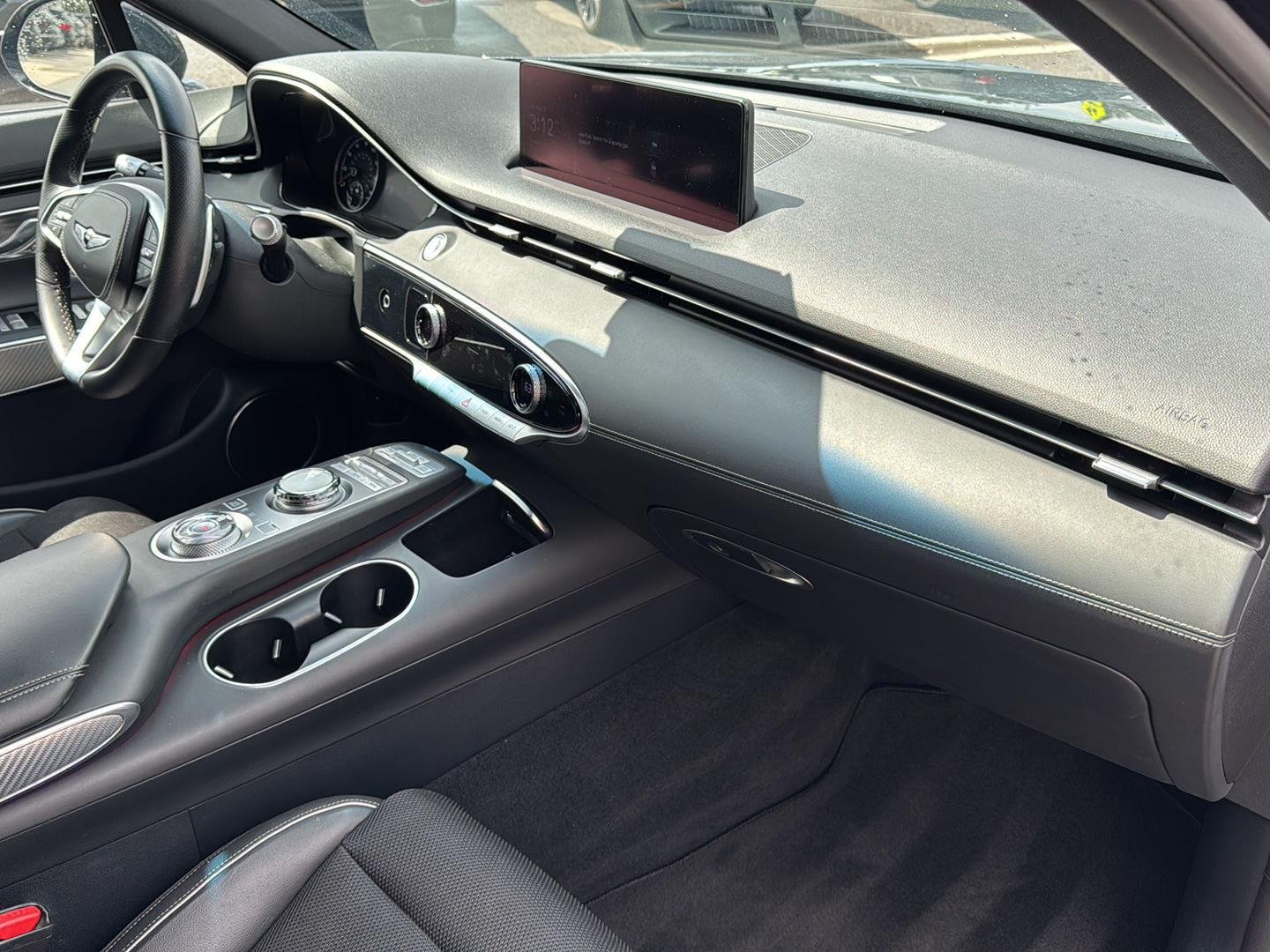 2024 GENESIS GV70 Sport - Photo 16