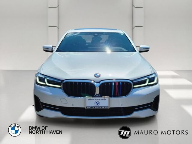 Used 2022 White BMW 540i xDrive image 9