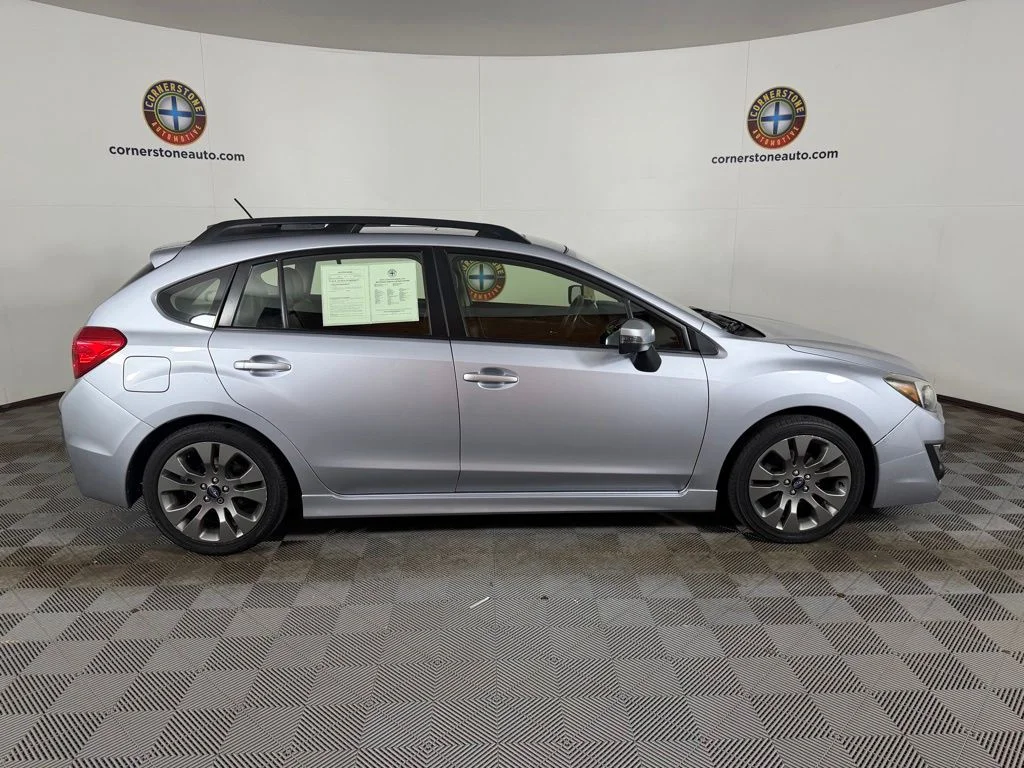 Used 2015 Silver Subaru 2.0i Sport Limited image 19
