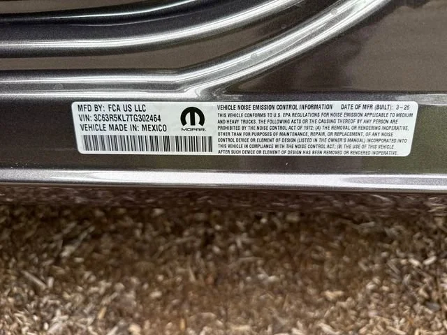New 2026 Granite Crystal Metallic Clear-Coat Exterior Paint RAM Laramie image 16