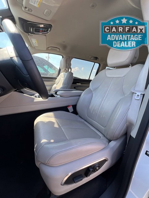 Used 2024 White Jeep Series II image 4