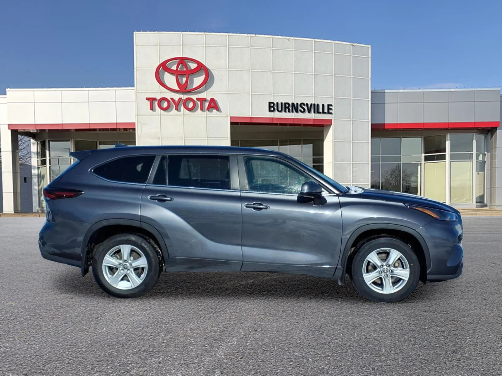 Certified 2024 Toyota Highlander LE with VIN 5TDKDRBH2RS555871 for sale in Burnsville, Minnesota