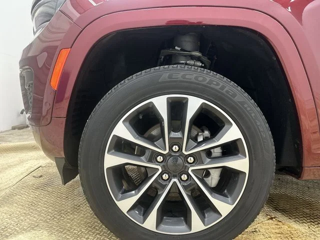 Used 2022 Red Jeep Overland image 20