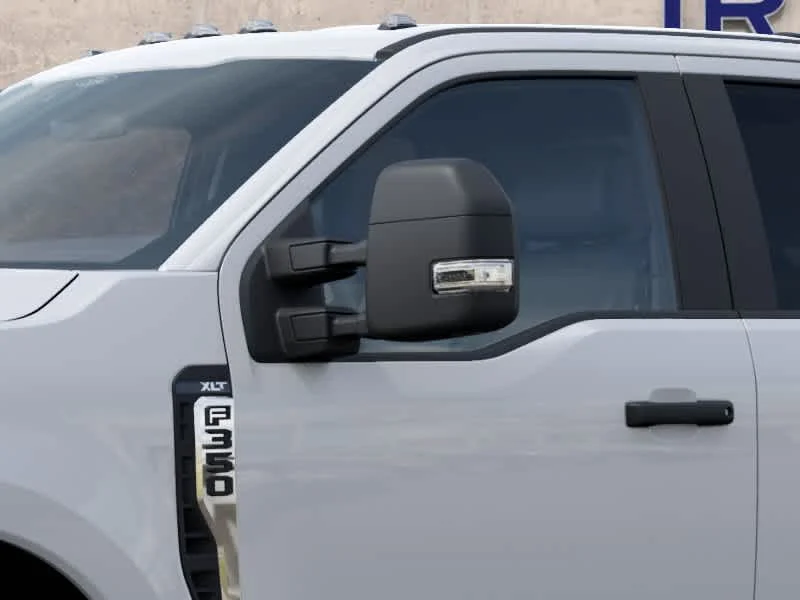New 2027 Oxford White Ford F-350® XLT image 20
