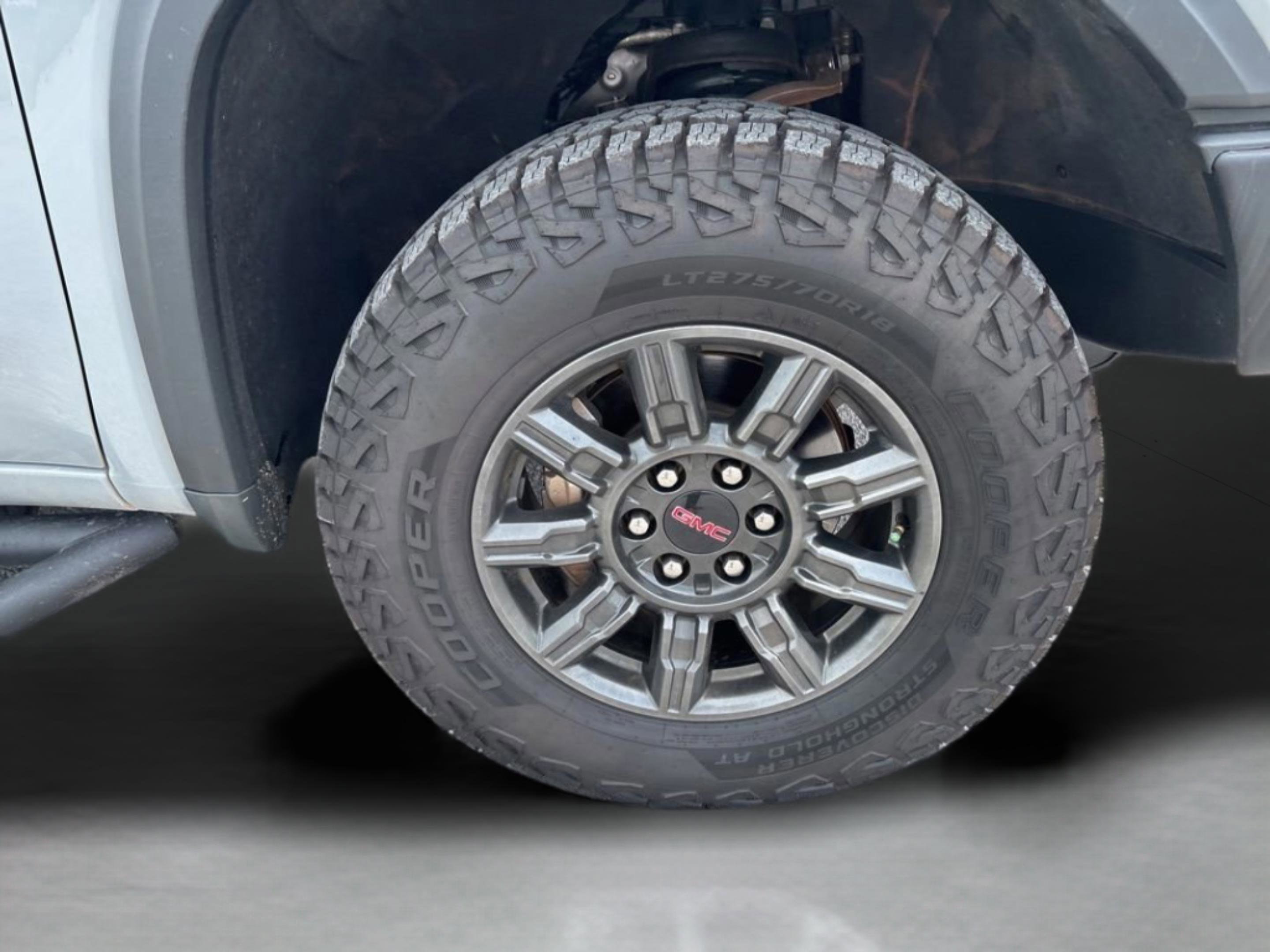 2024 GMC Sierra 1500 AT4X - Photo 12