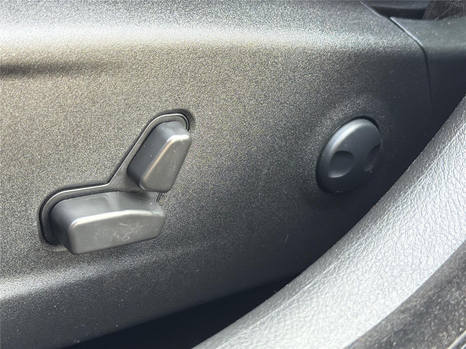 Used 2022 Pitch Black Clearcoat Dodge Scat Pack image 18