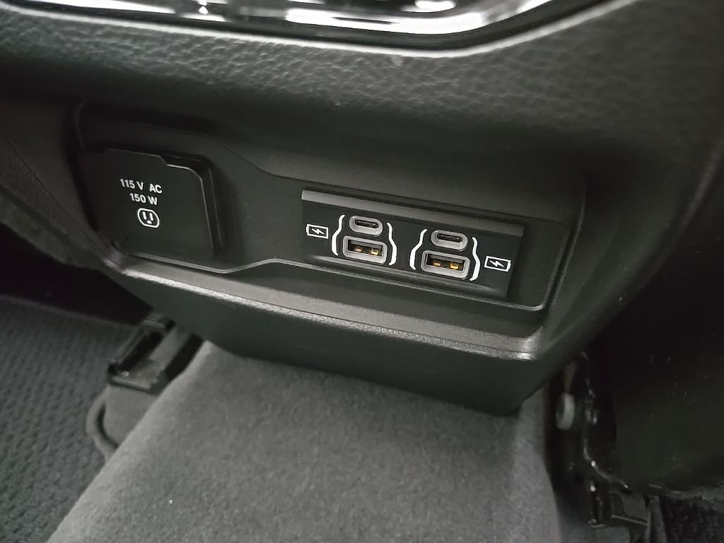 Used 2022 White Jeep Summit Reserve image 102