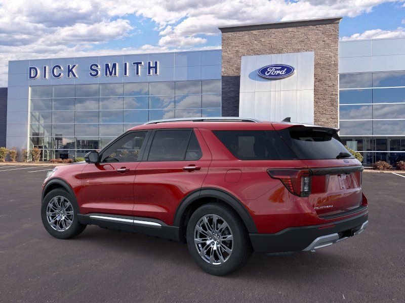 New 2026 Rapid Red Metallic Tinted Clearcoat Ford Platinum™ image 4
