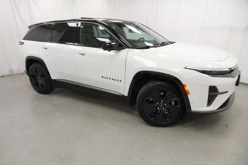 Used 2024 White Jeep Launch Edition image 13