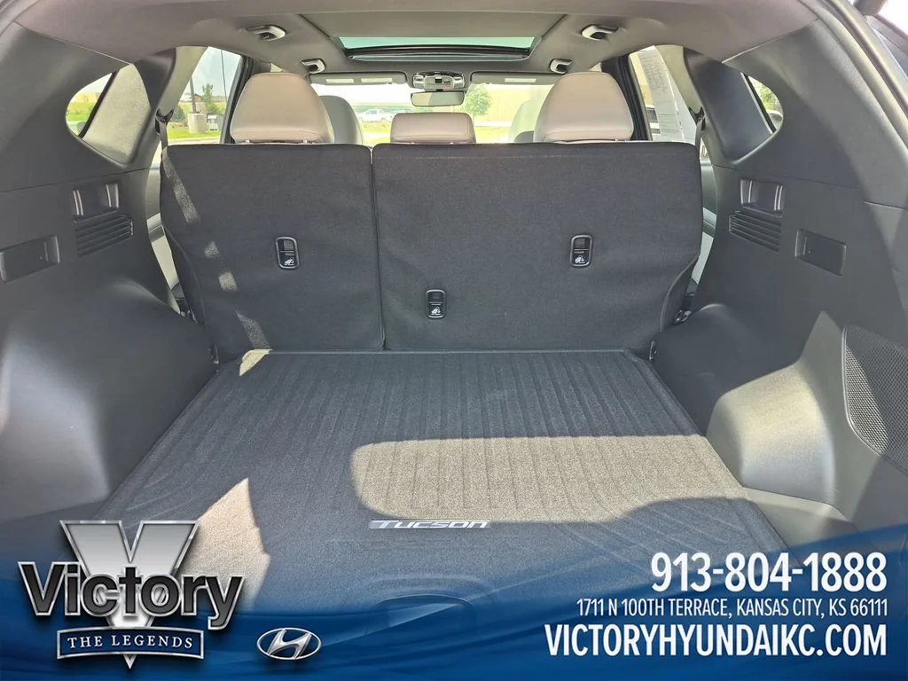 Used 2025 Gray Hyundai Limited image 23