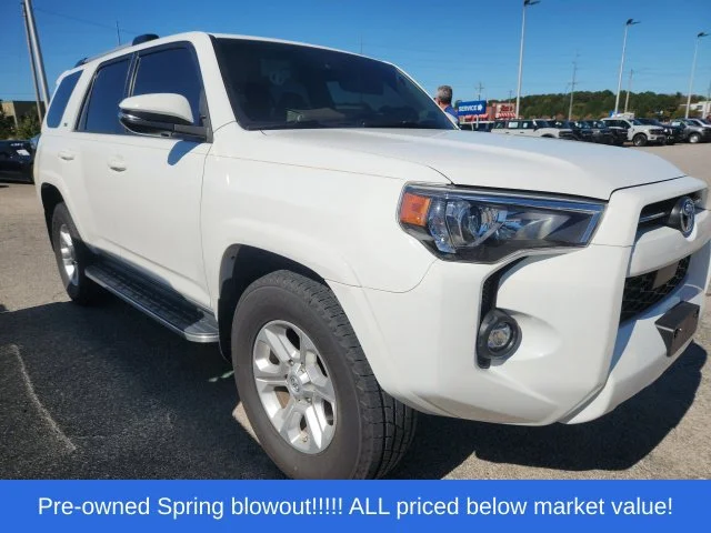 Used 2021 White Toyota SR5 Premium image 3
