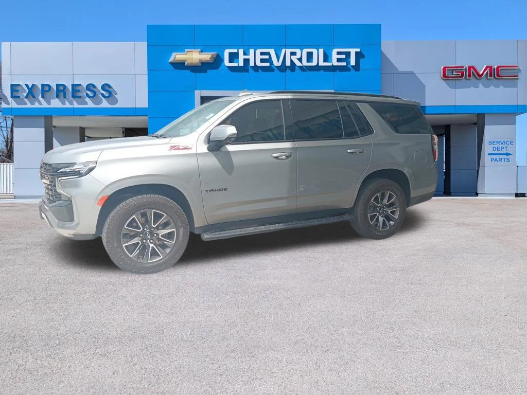 Used 2024 Gray Chevrolet Z71 image 4