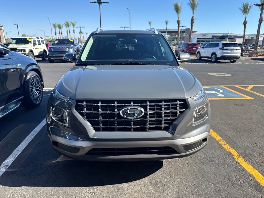 Used 2025 Gray Hyundai SEL image 2