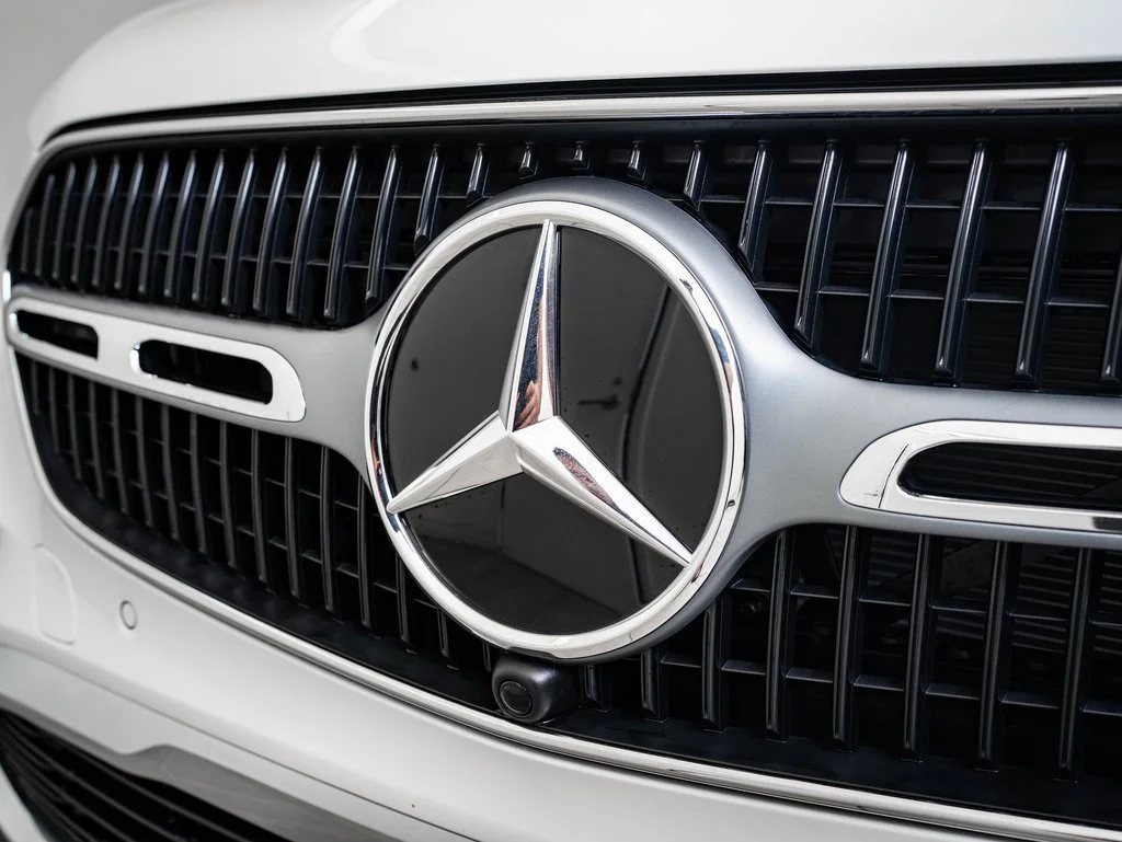 Used 2026 Polar White Mercedes-Benz GLC 300 image 3