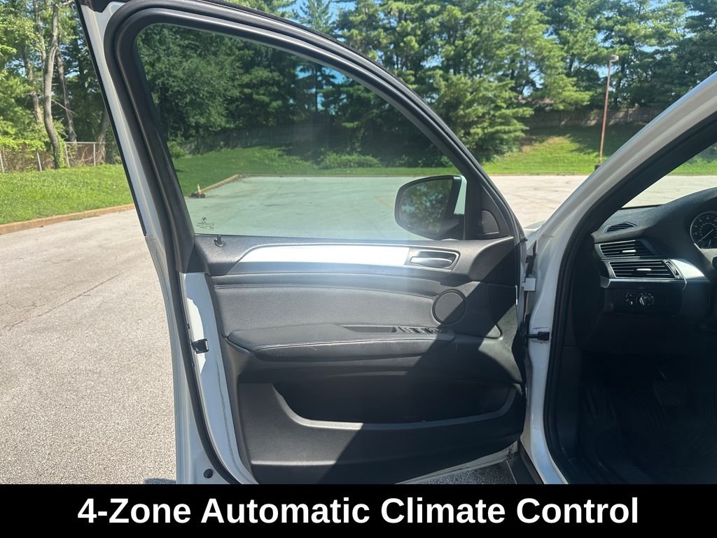 Used 2012 White BMW xDrive35i image 12