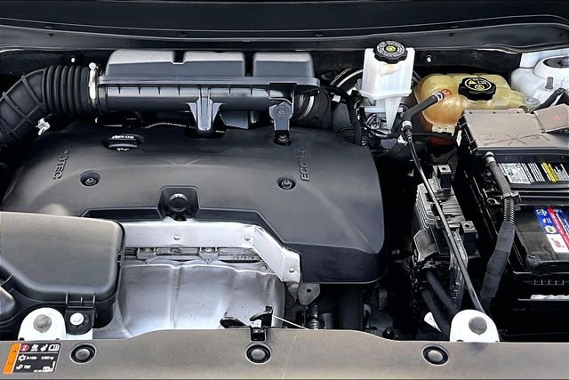Used 2020 White Buick Base image 7