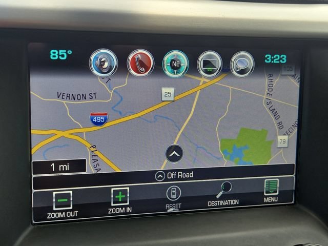 Used 2017 WHITE FROST TRICOAT GMC SLT image 9