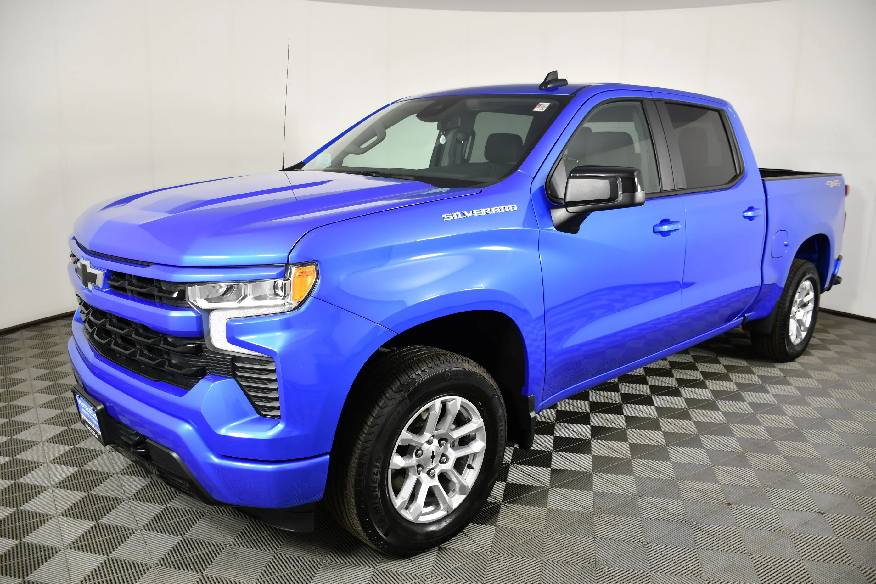 Used 2026 Riptide Blue Metallic Chevrolet RST image 10