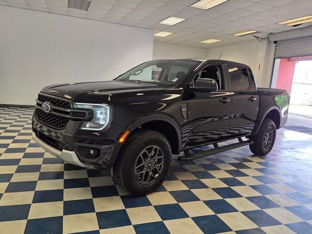 Used 2025 Black Ford XLT image 3