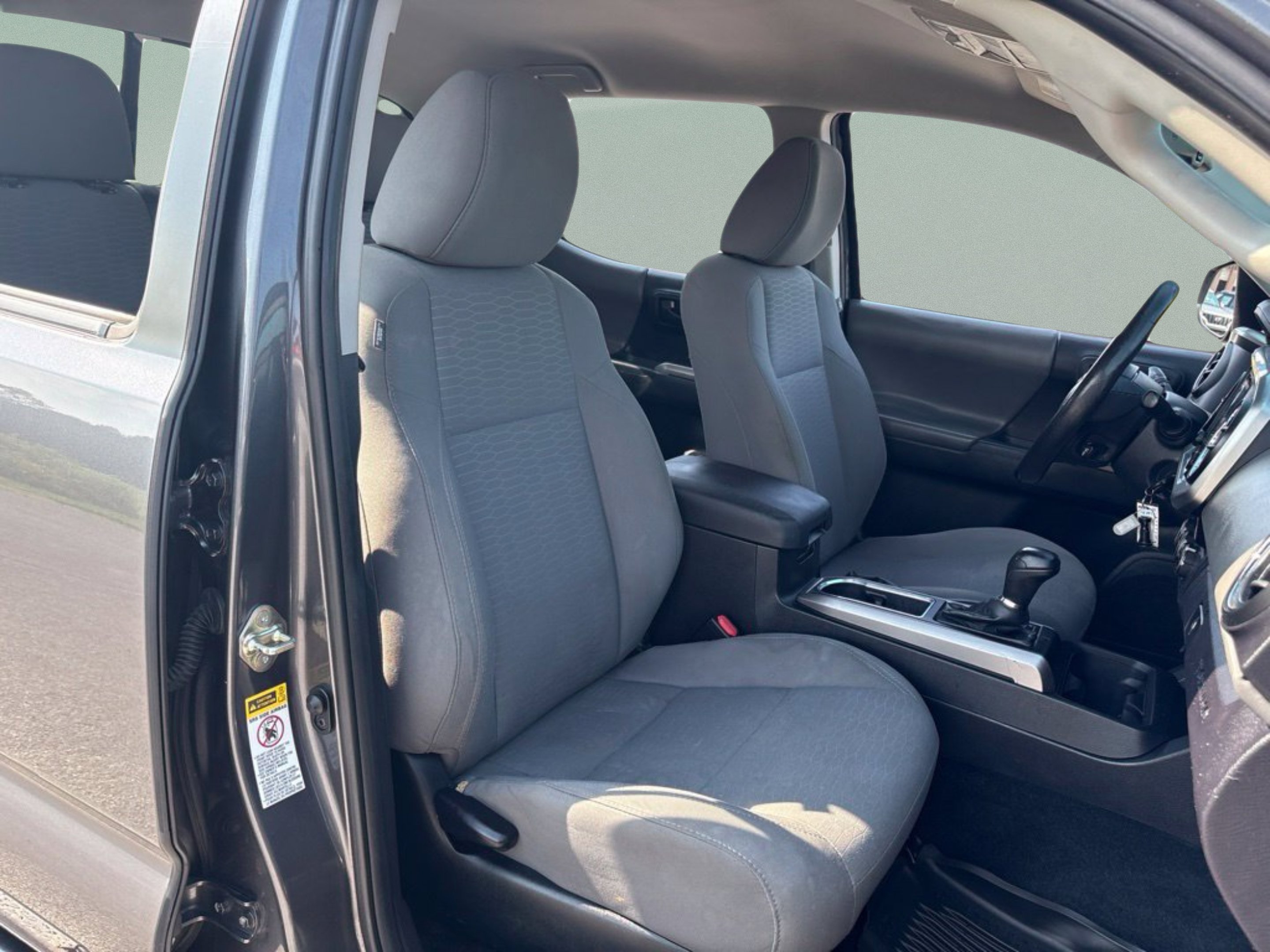 Used 2017 Magnetic Gray Metallic Toyota SR5 image 27