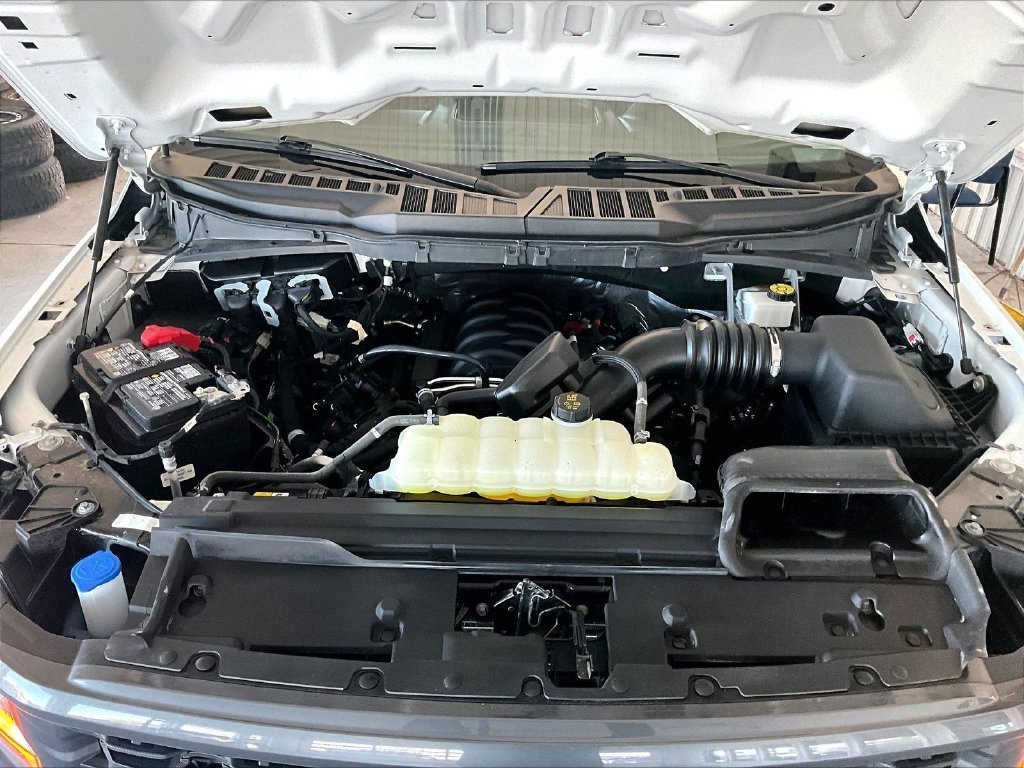 Used 2024 Oxford White Ford STX image 29