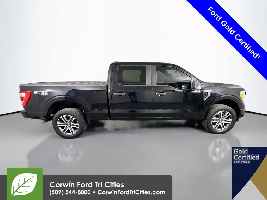 Used 2022 Black Metallic Ford XL image 17