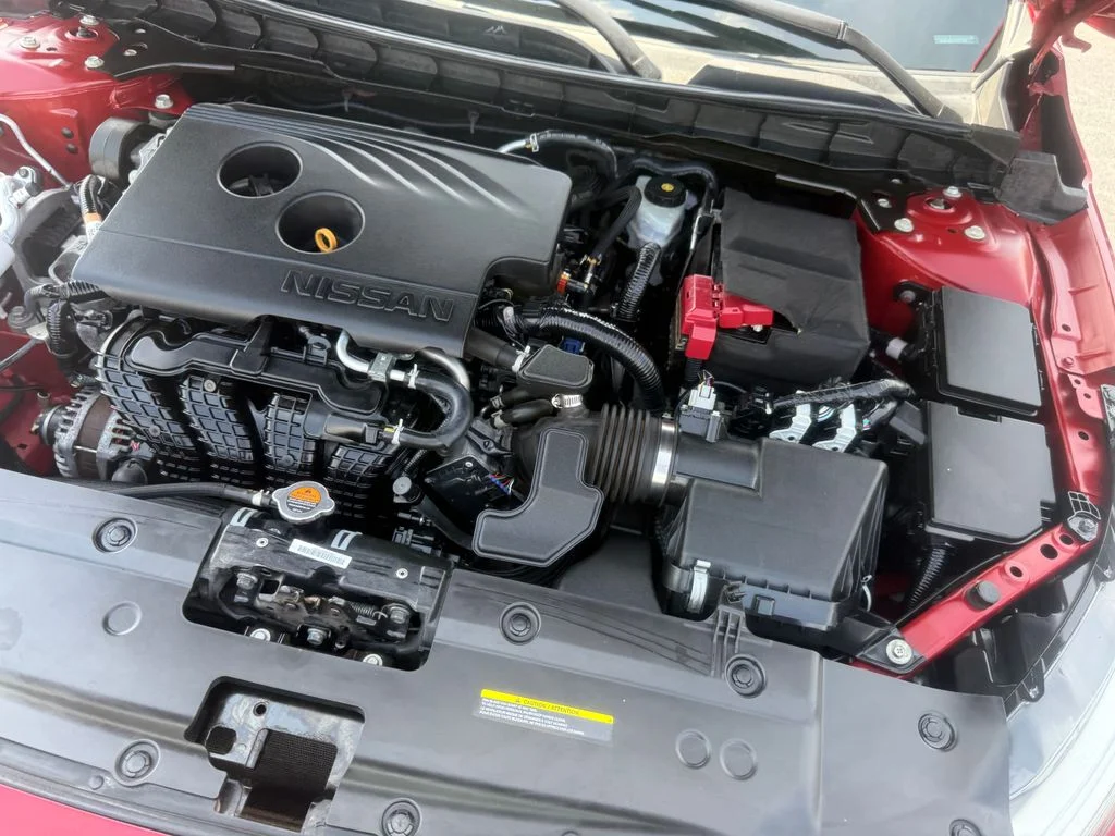 Used 2020 Red Nissan 2.5 SR image 61
