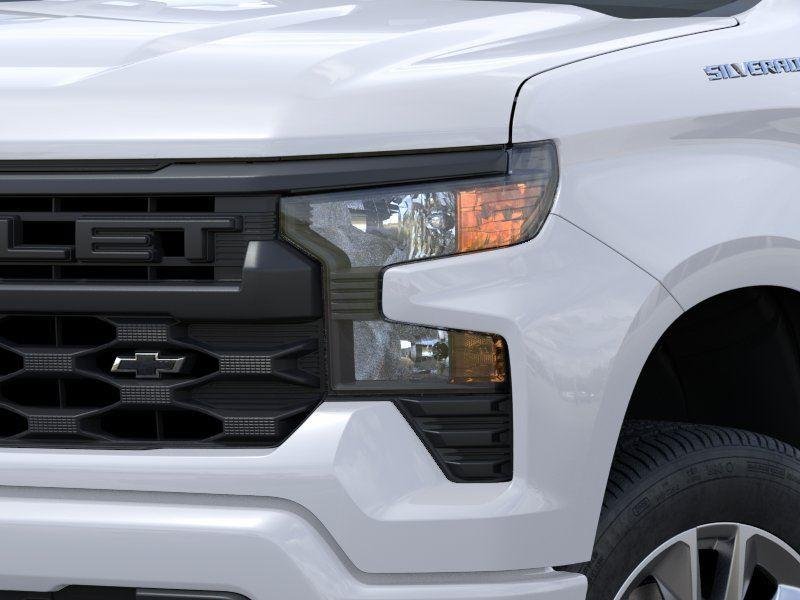 2026 Chevrolet Silverado 1500 Custom - Photo 10