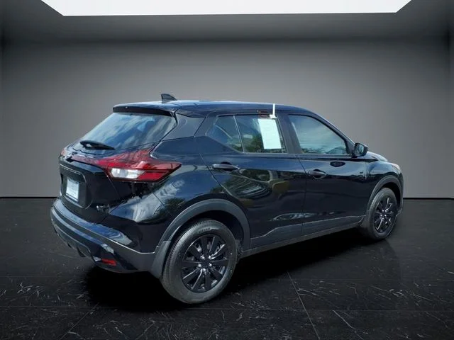 Used 2025 Black Nissan S image 3