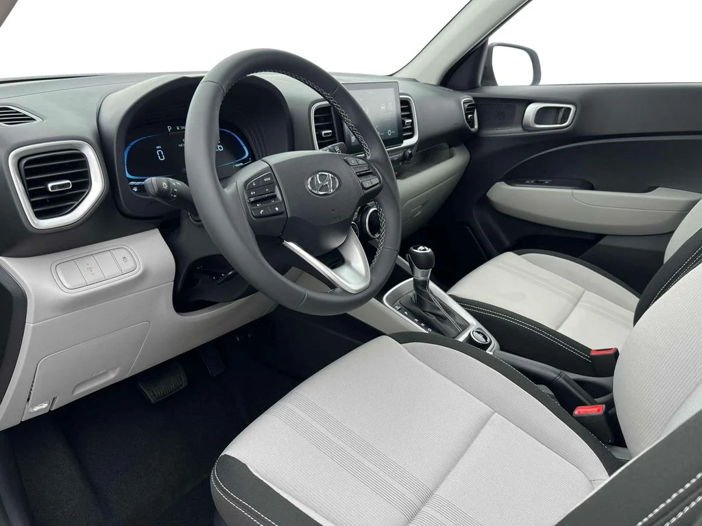 Used 2025 Ecotronic Gray Hyundai SEL image 14