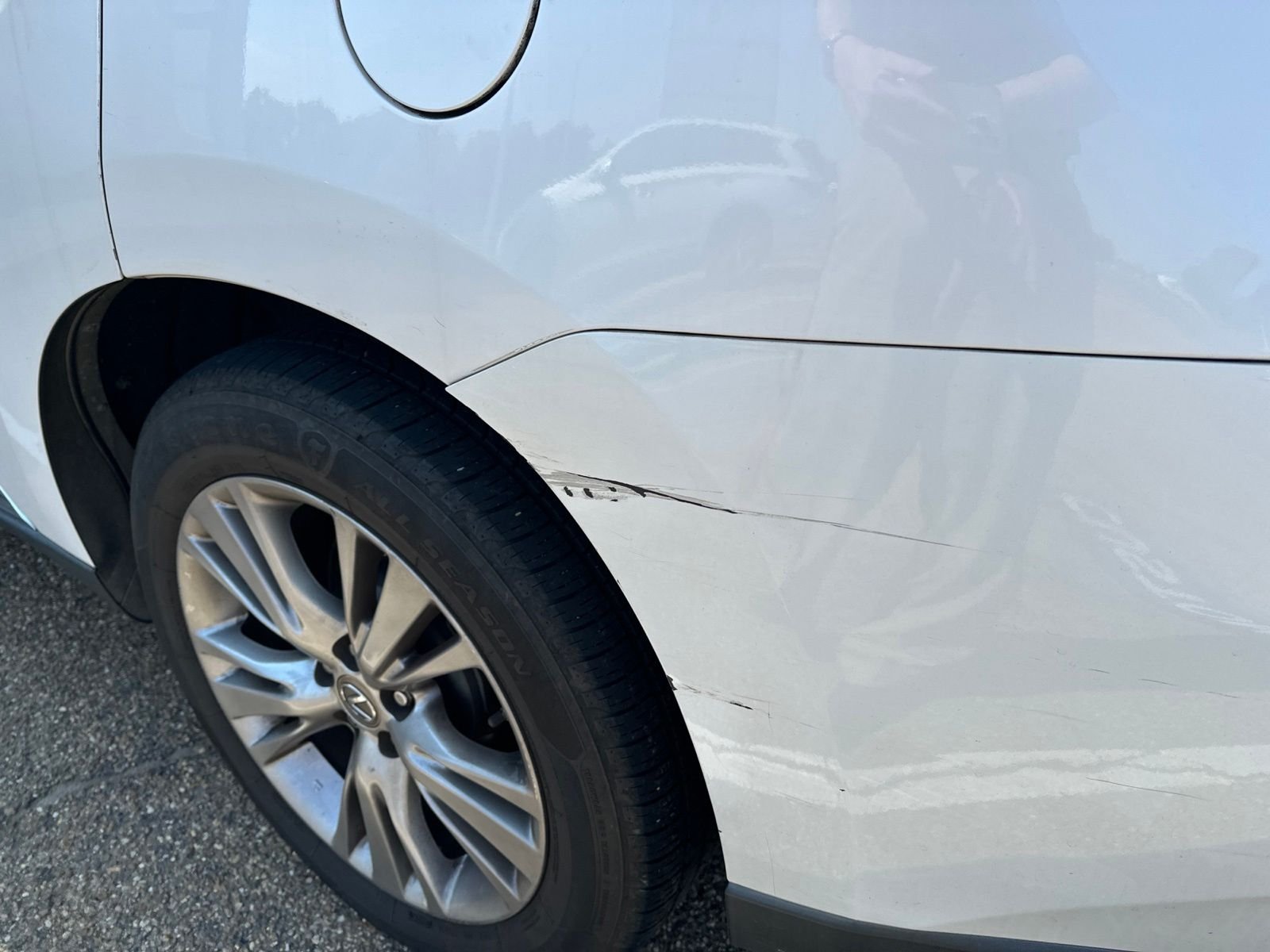 Used 2013 White Lexus 350 image 8