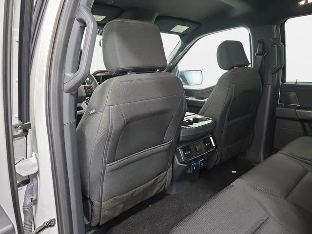 Certified Used 2023 Avalanche Ford XLT image 12