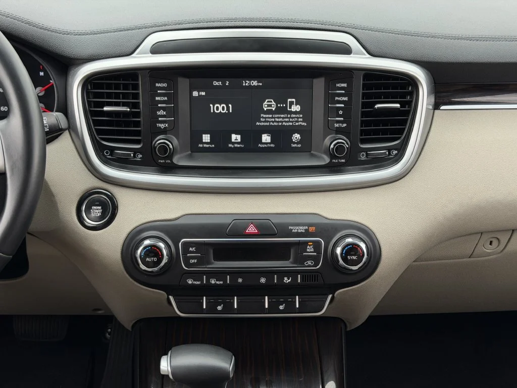 Used 2020 Purple Kia EX image 17