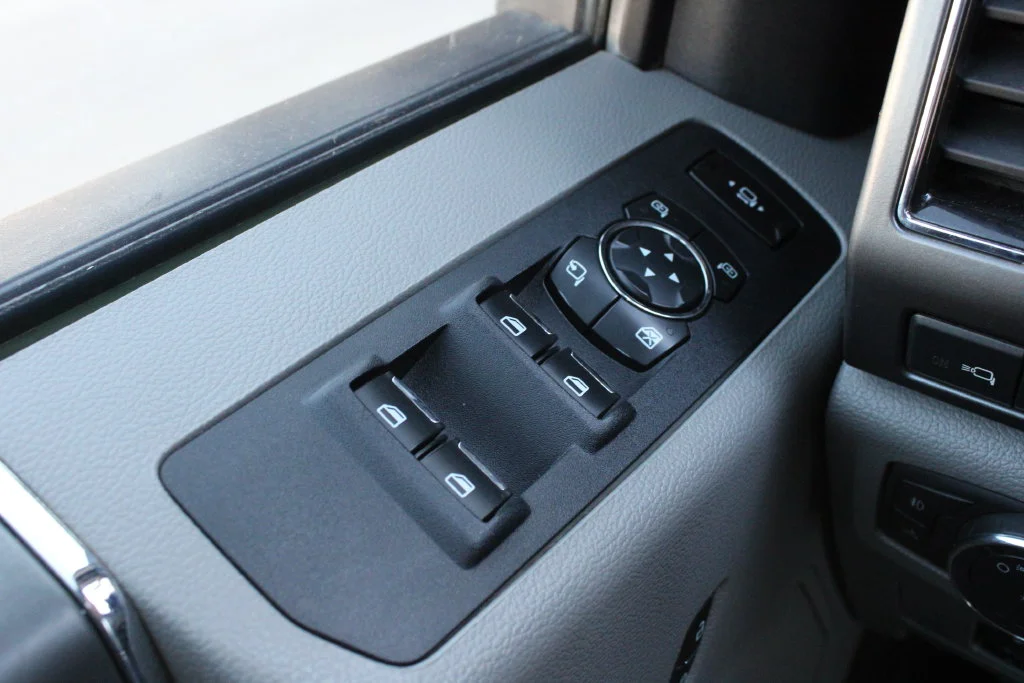 Used 2019 Gray Ford XLT image 6