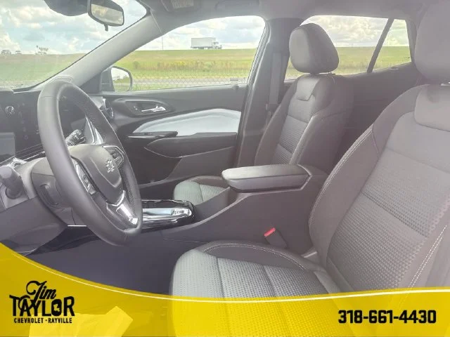 2026 Chevrolet Trax LT - Photo 11