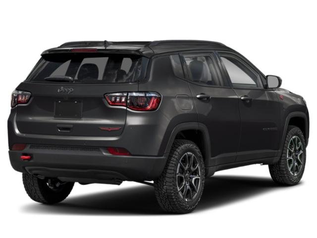 New 2026 Diamond Black Crystal Pearl-Coat Exterior Paint Jeep Trailhawk image 3