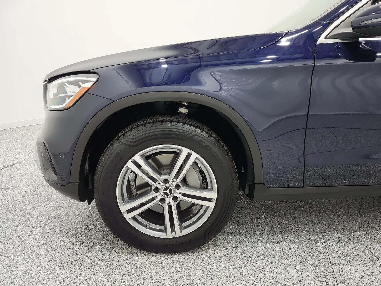 Used 2022 Lunar Blue Metallic Mercedes-Benz GLC 300 4MATIC® SUV image 18