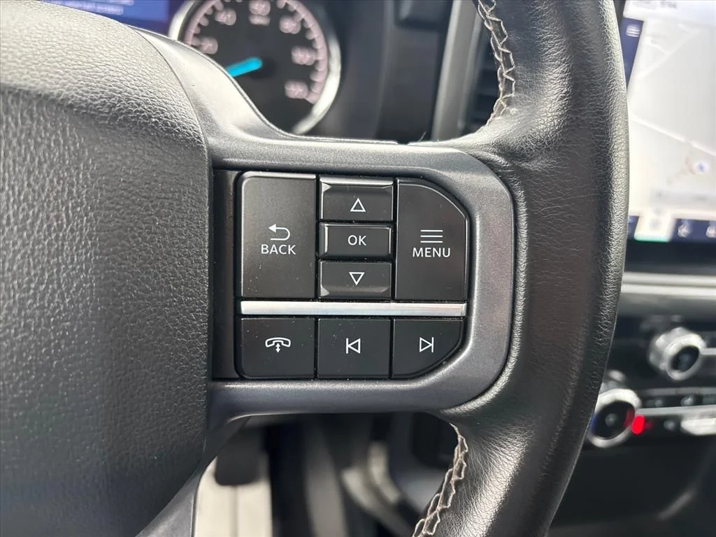 Used 2023 Gray Ford XLT image 29