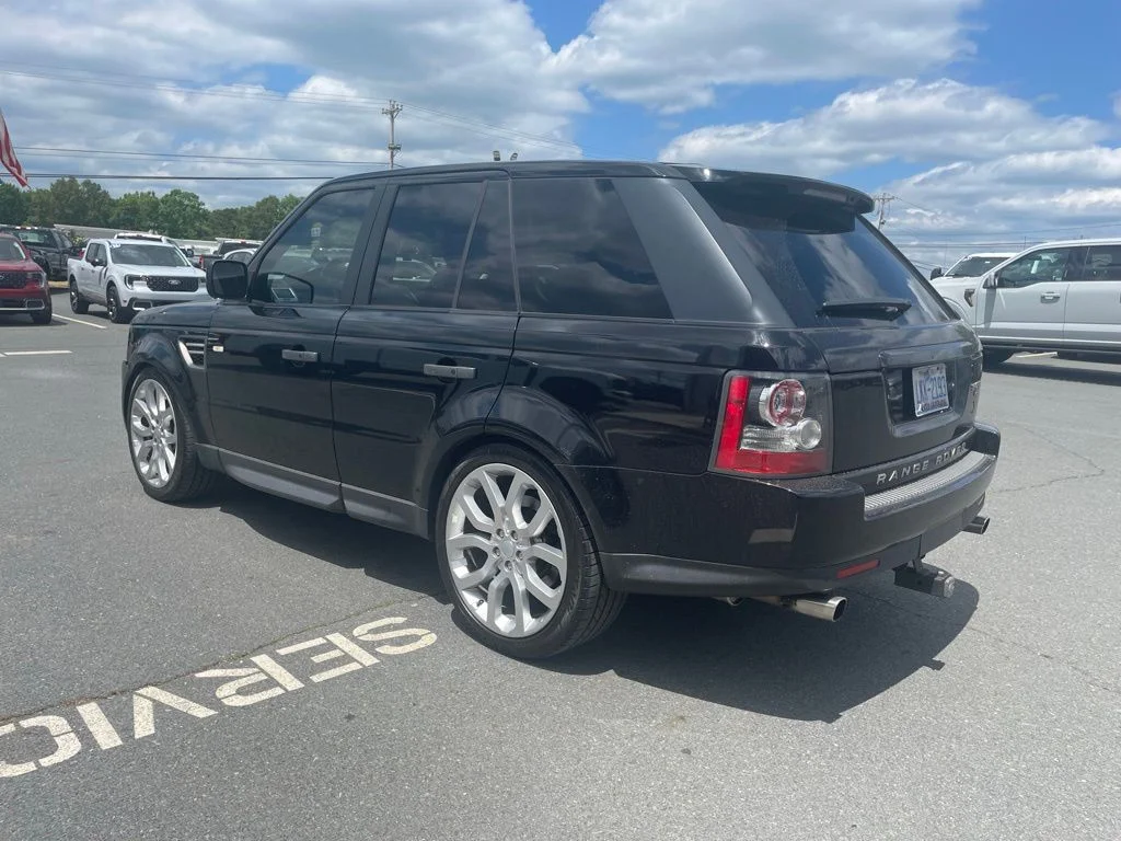 Used 2010  Land Rover HSE image 3