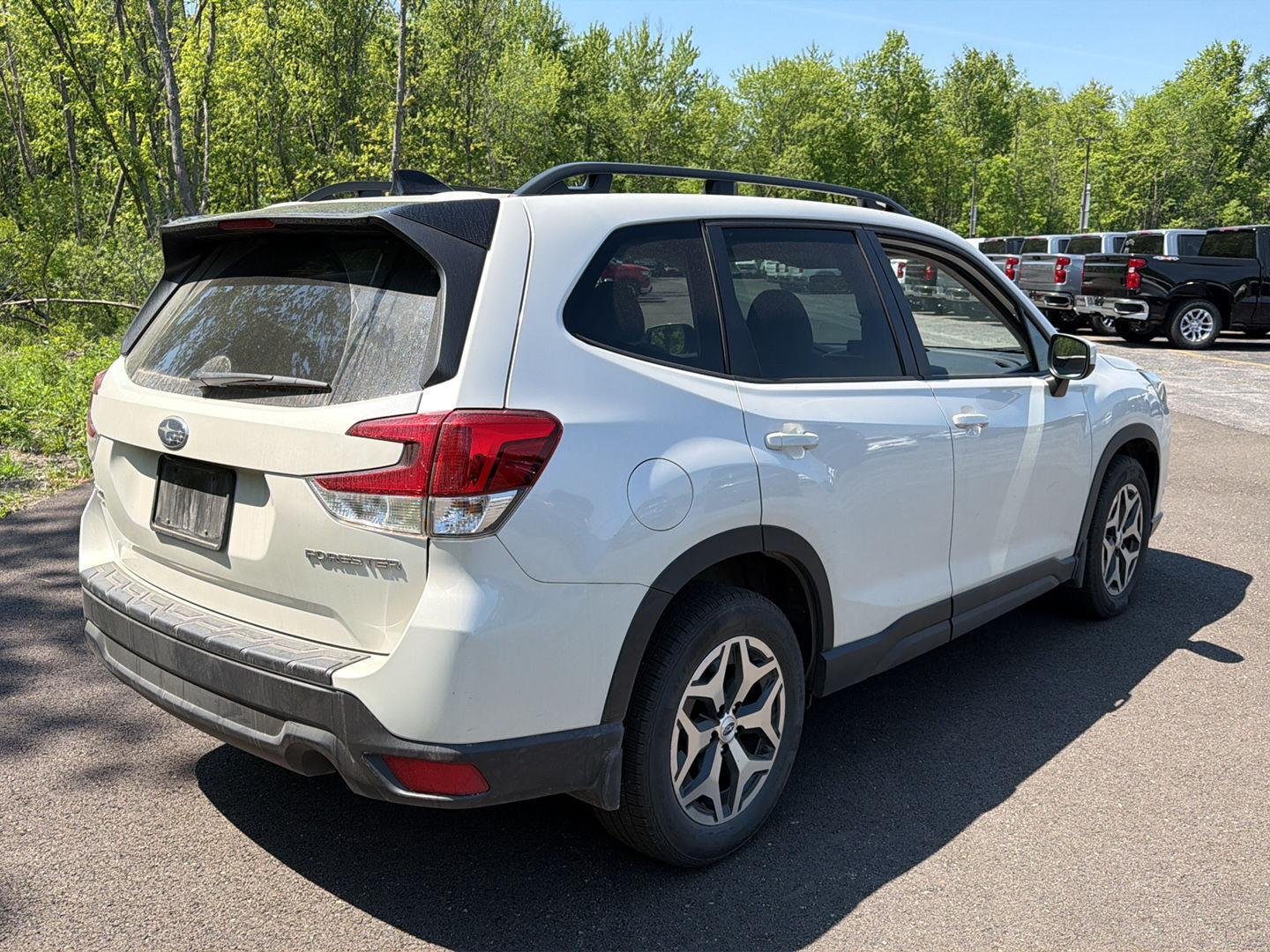 Used 2024 Crystal White Pearl Subaru Premium image 8