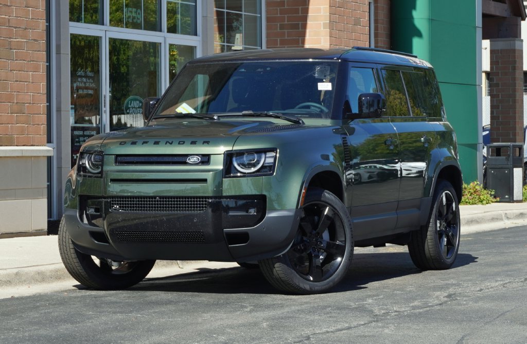 New 2026 Woolstone Green Land Rover S image 1