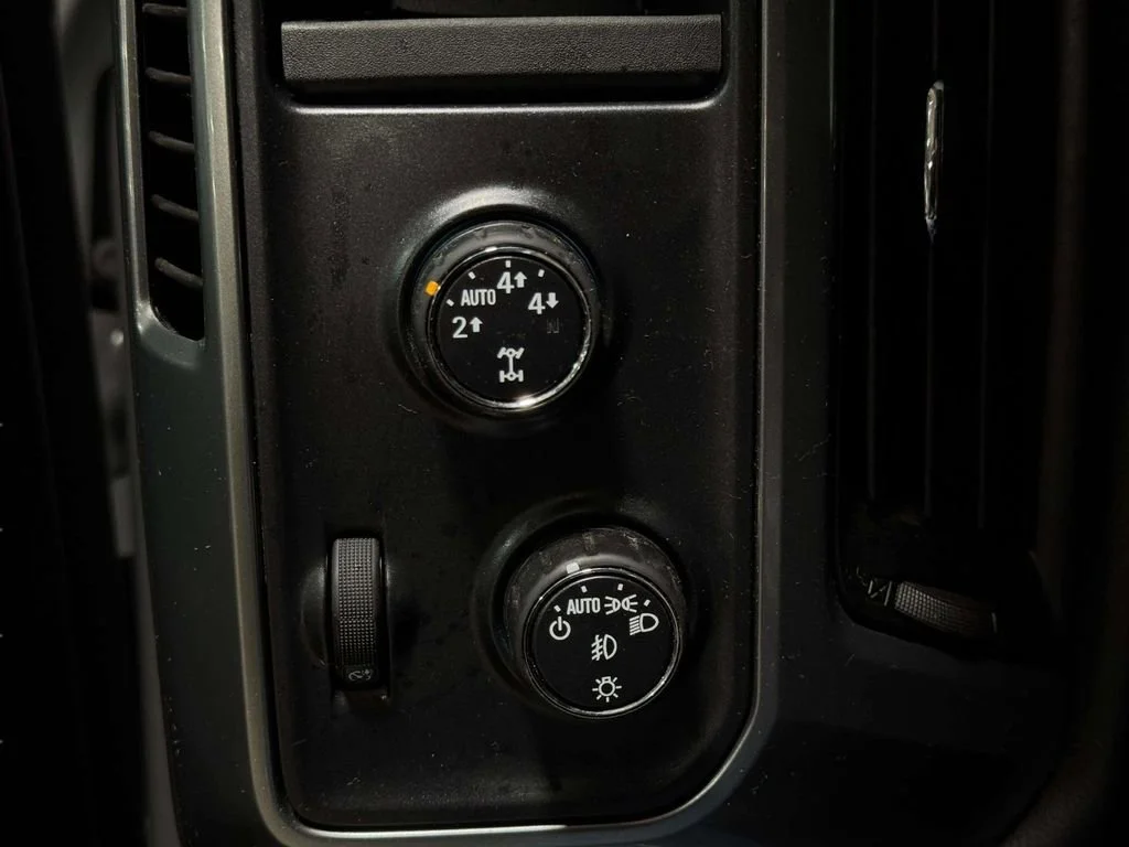 2015 Chevrolet Silverado 1500 LT - Photo 18
