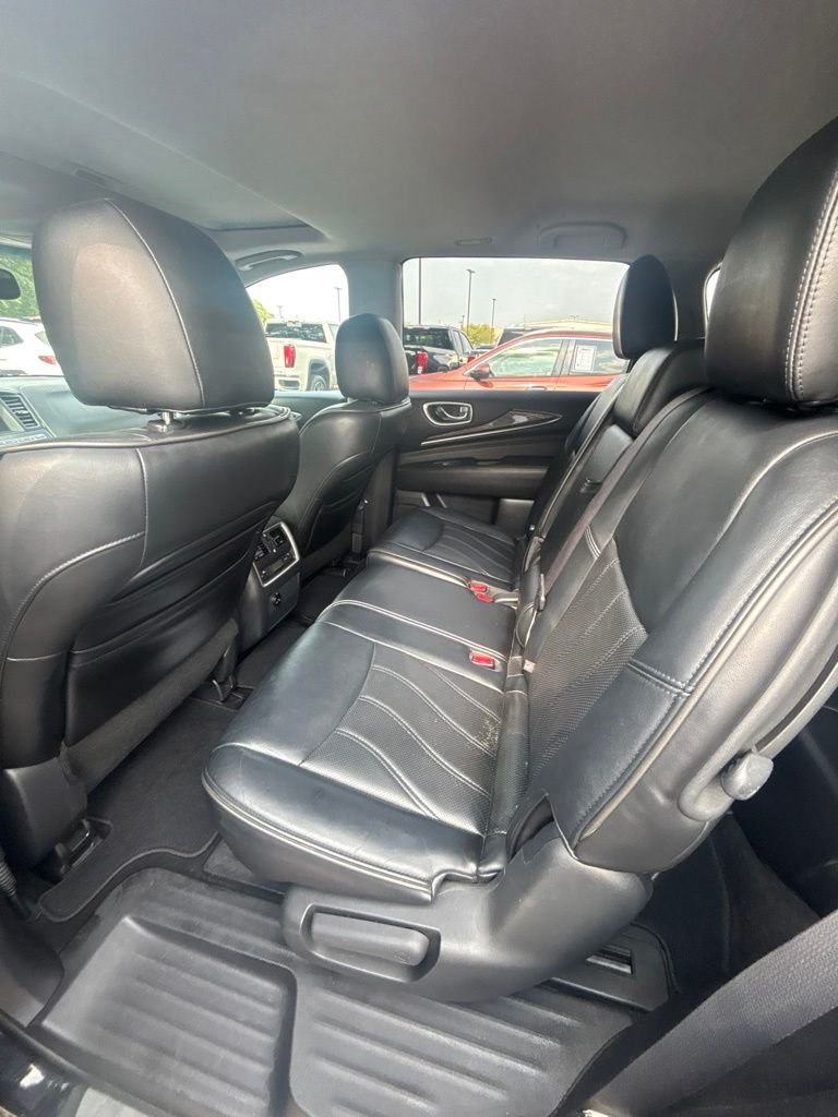 Used 2014 Black INFINITI Base image 19