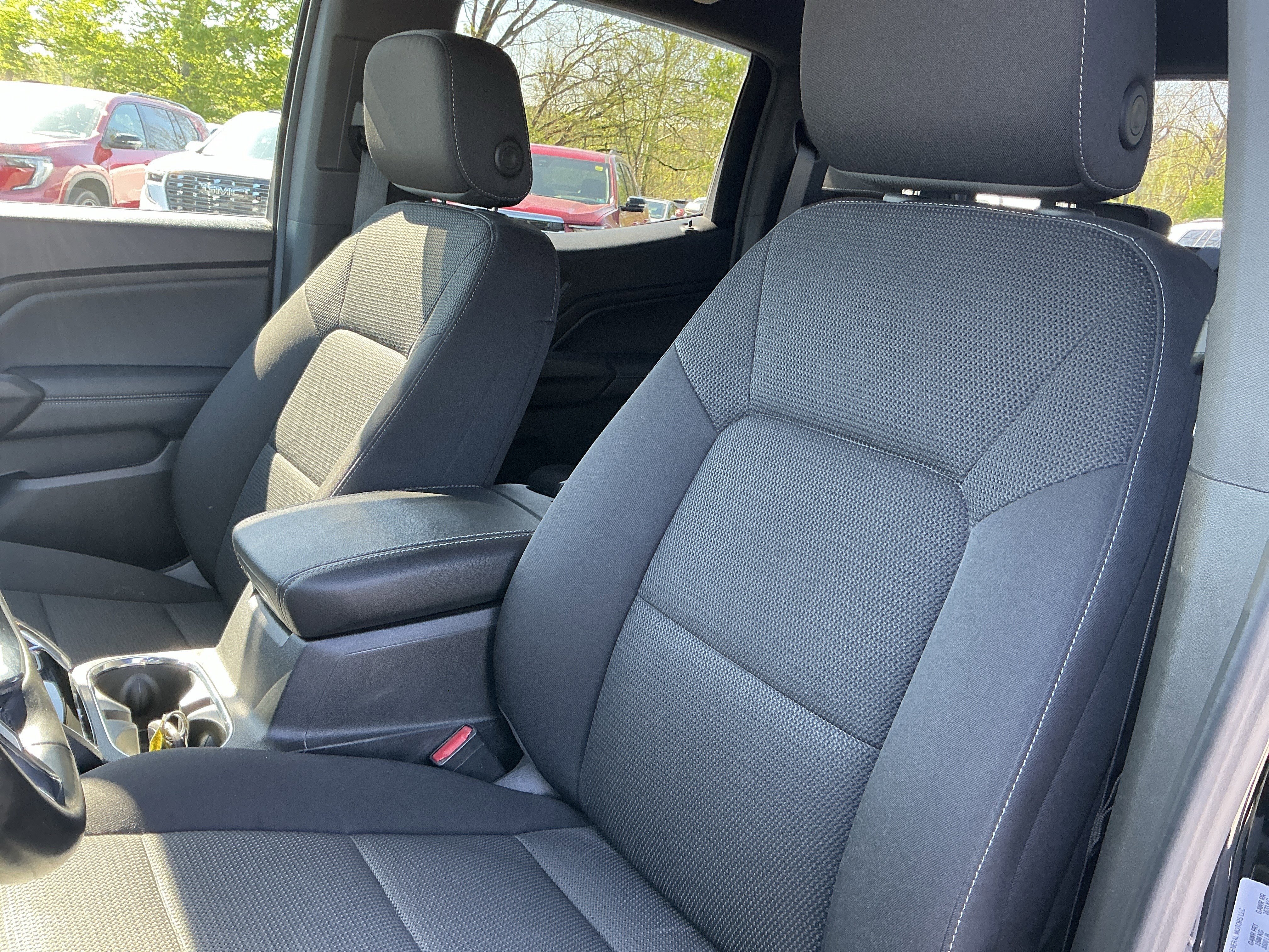 Used 2024 Onyx Black GMC 4WD Elevation image 12