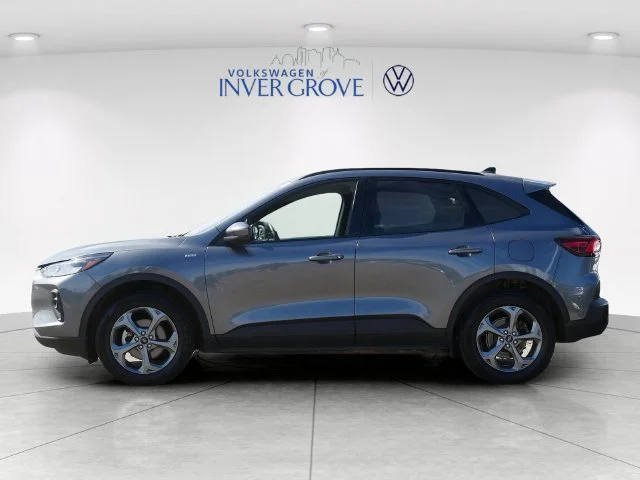Used 2025 Gray Ford ST-Line Select image 4