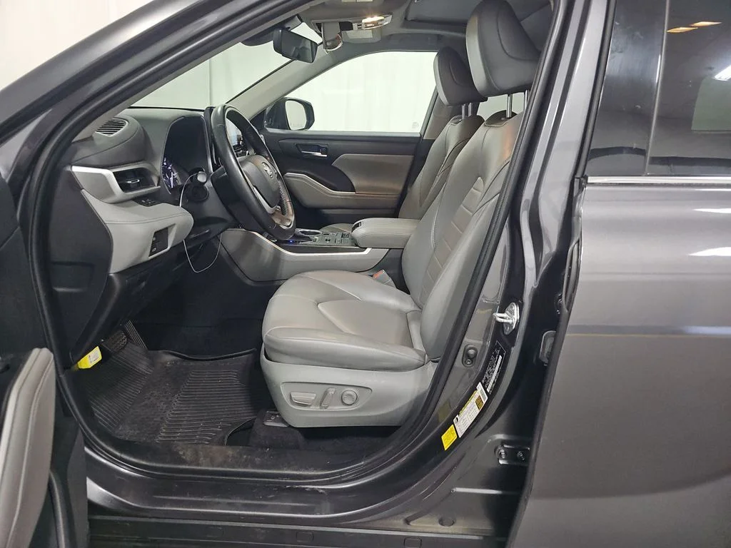Certified Used 2022 Gray Toyota XLE image 7